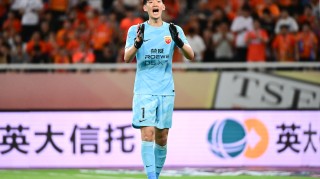 kaiyun 官网-颜骏凌：小时候觉得范德萨好帅，我也要争取踢到他一样的年纪