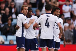 世预赛35场不败！英格兰2-0安道尔 4连胜0失球领跑 赖斯头槌建功